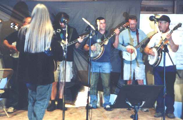 Cletis plays the one-chord version of Fireball Mail